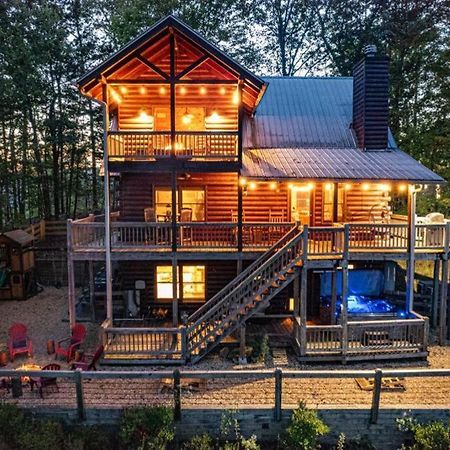 Cherry Log Summit Cabin By Bk Stays - Family Friendly - Playground - Game Room - Jacuzzi - Amazing Mountain Views المظهر الخارجي الصورة