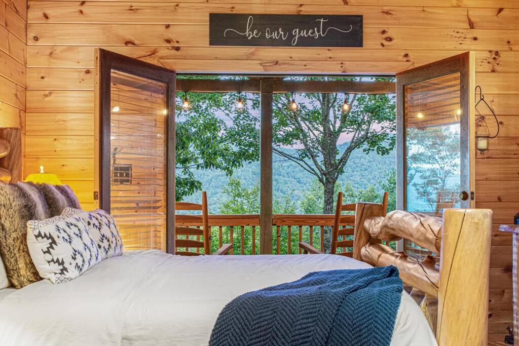 Cherry Log Summit Cabin By Bk Stays - Family Friendly - Playground - Game Room - Jacuzzi - Amazing Mountain Views المظهر الخارجي الصورة