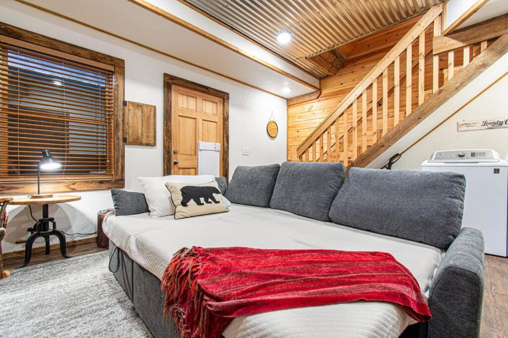 Cherry Log Summit Cabin By Bk Stays - Family Friendly - Playground - Game Room - Jacuzzi - Amazing Mountain Views المظهر الخارجي الصورة